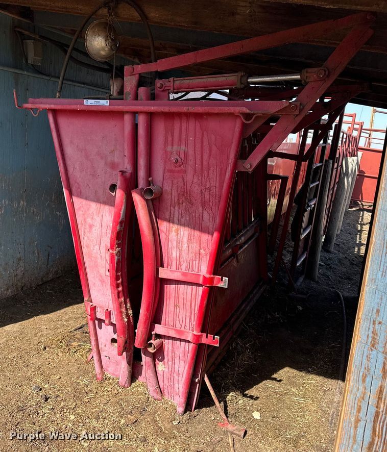 image for item IP9565 Squeeze chute