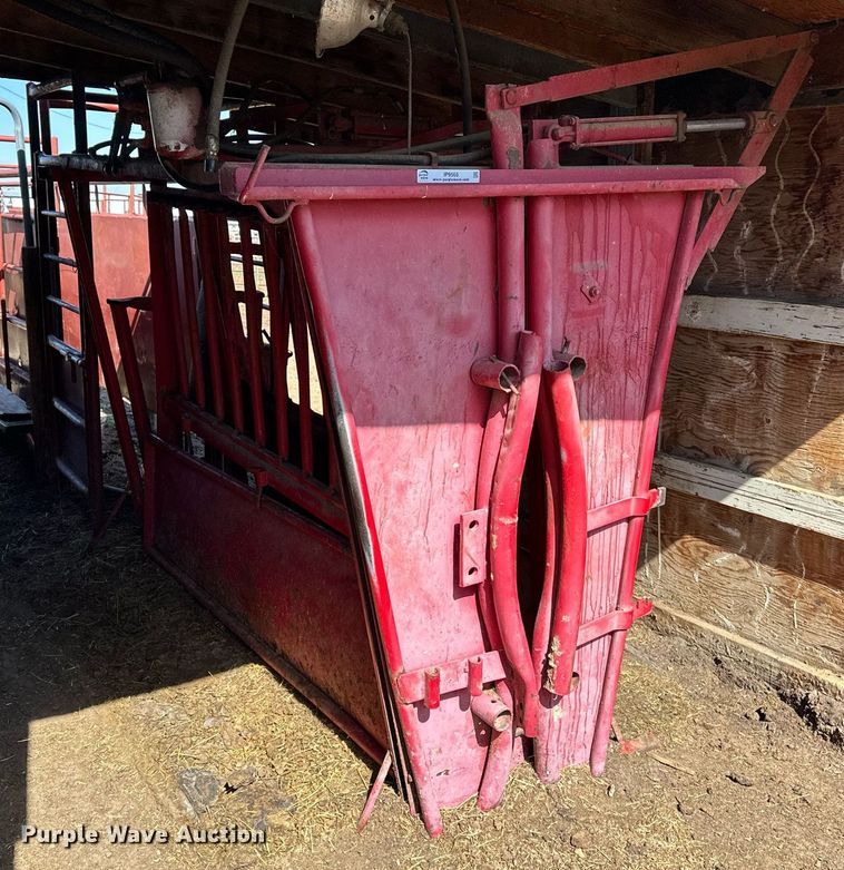 image for item IP9565 Squeeze chute
