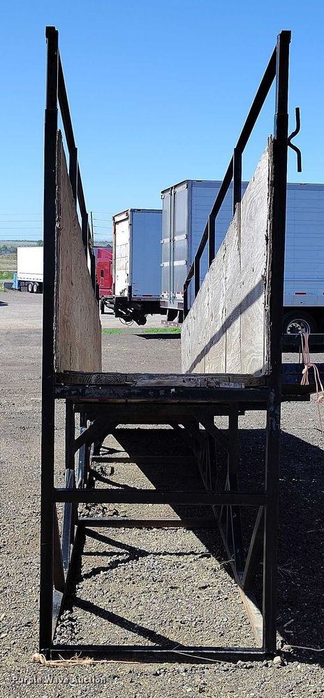 image for item IP9567 Livestock loading chute
