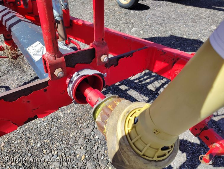 image for item IP9569 2011 Rossi RR320-9 hay rake