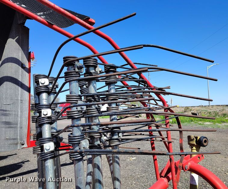 image for item IP9569 2011 Rossi RR320-9 hay rake