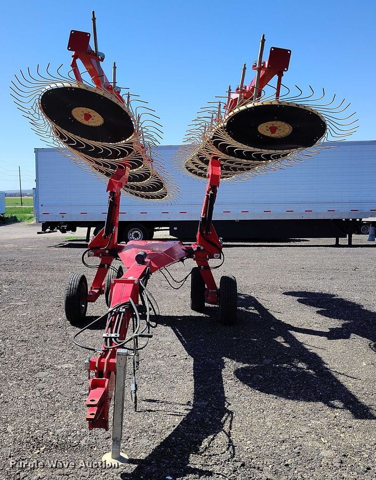 image for item IP9570 Enorossi hay rake