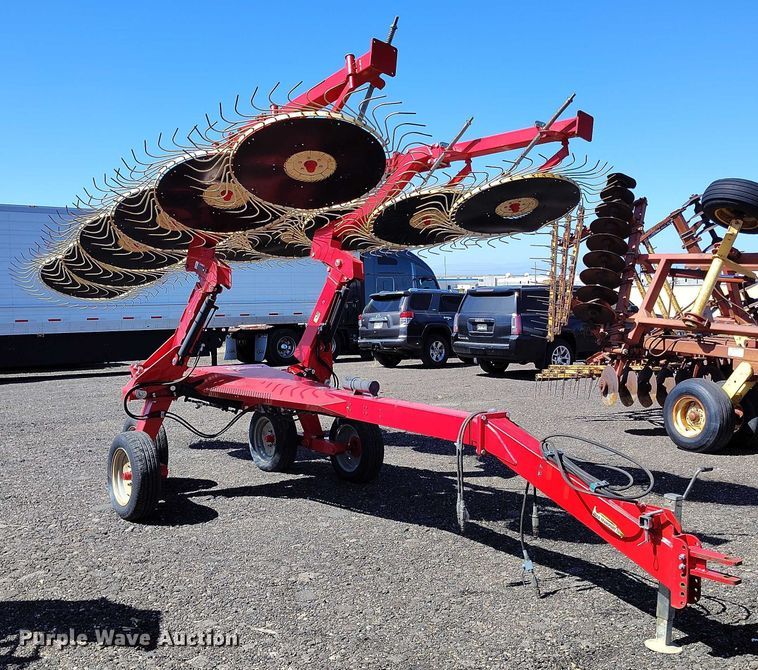 image for item IP9570 Enorossi hay rake