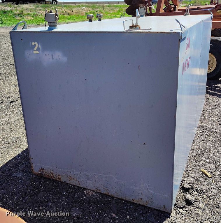 image for item IP9572 Fuel tank