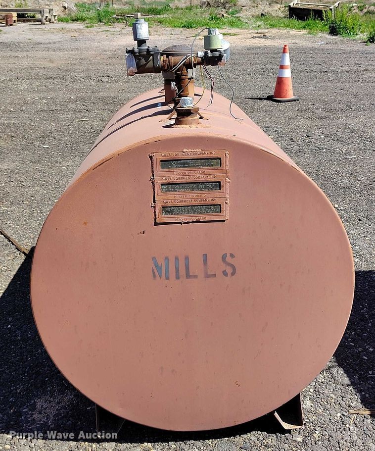 image for item IP9573 Mills fuel tank