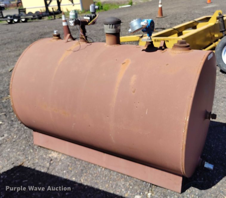 image for item IP9573 Mills fuel tank