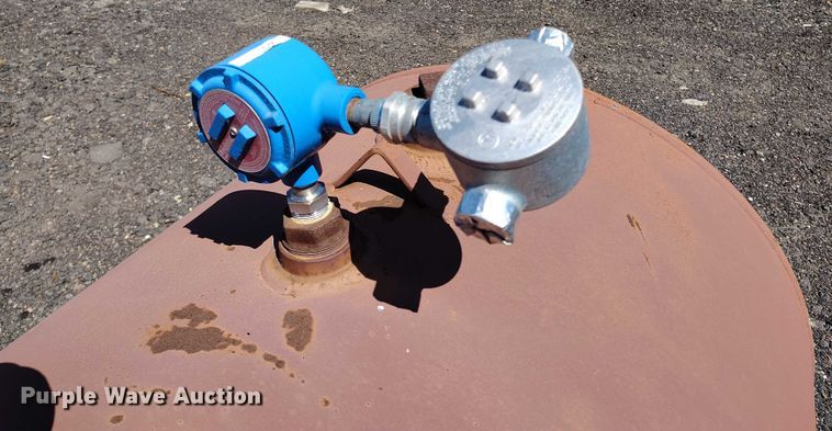 image for item IP9573 Mills fuel tank