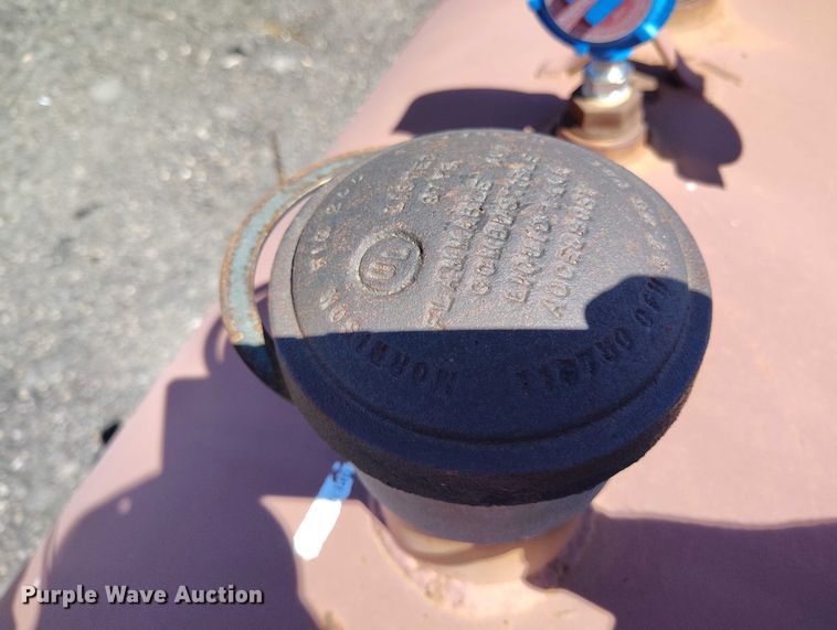 image for item IP9573 Mills fuel tank