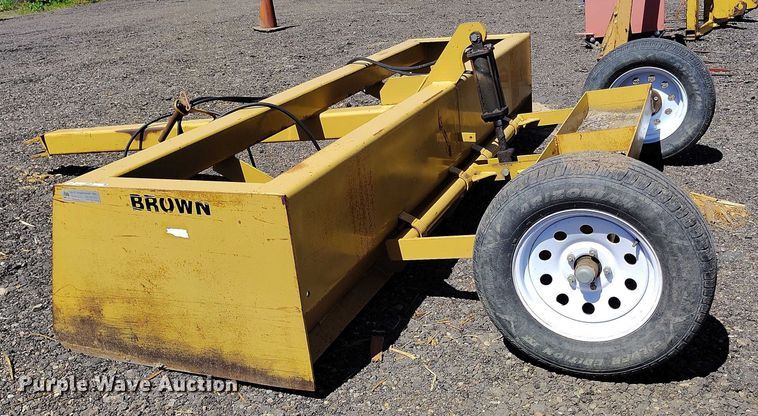 image for item IP9574 Brown Husky box blade