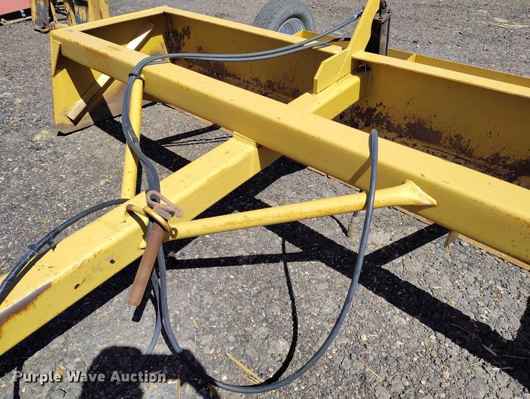 image for item IP9574 Brown Husky box blade