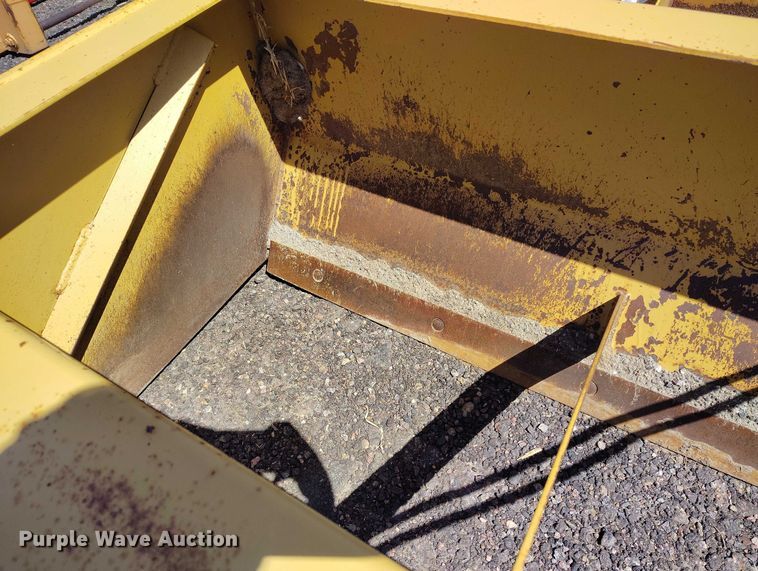 image for item IP9574 Brown Husky box blade