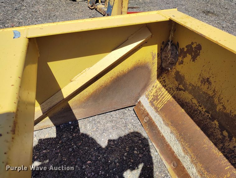 image for item IP9574 Brown Husky box blade