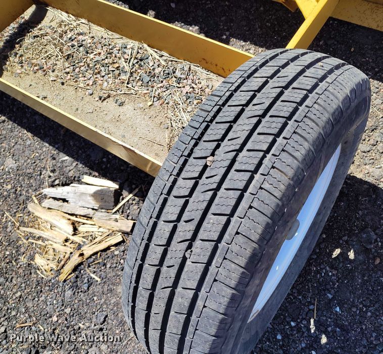 image for item IP9574 Brown Husky box blade