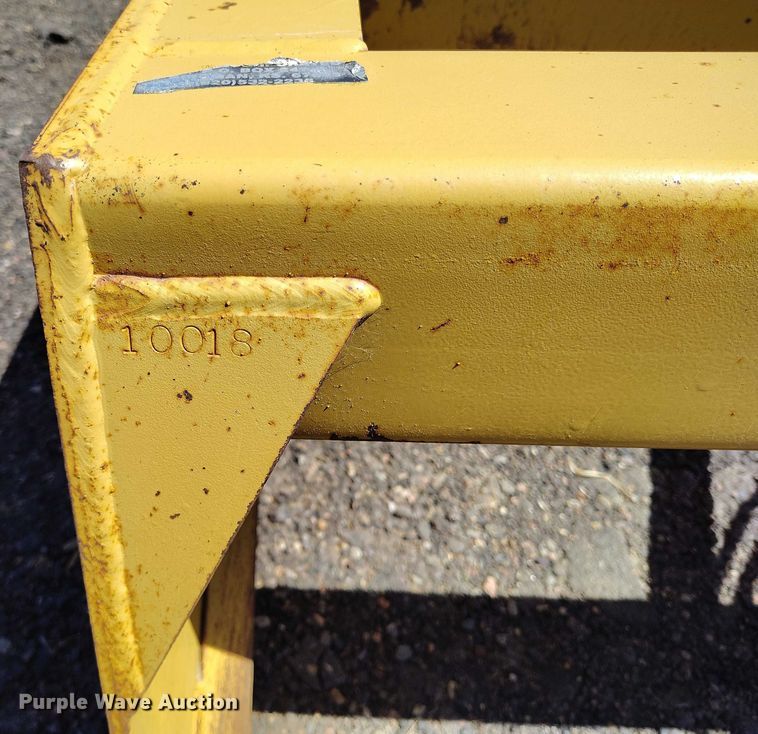 image for item IP9574 Brown Husky box blade