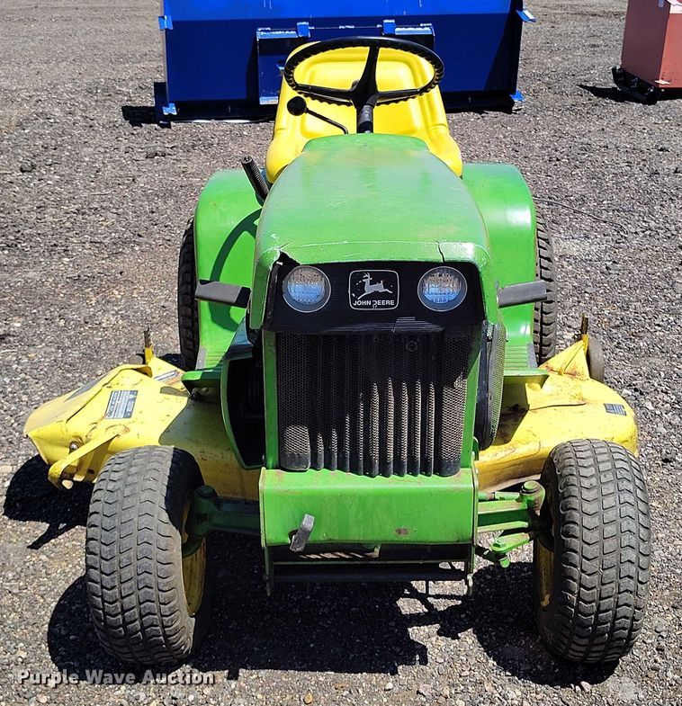 image for item IP9579 John Deere 110 lawn mower