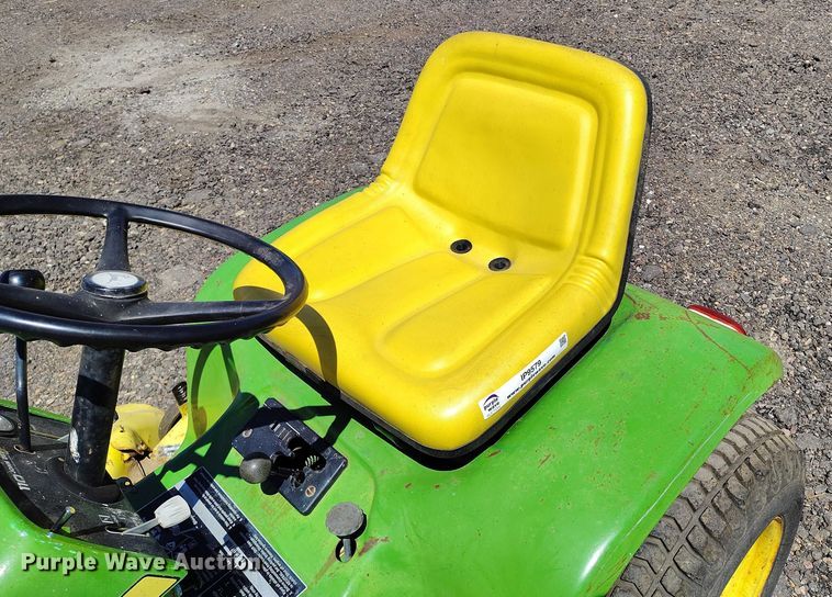 image for item IP9579 John Deere 110 lawn mower