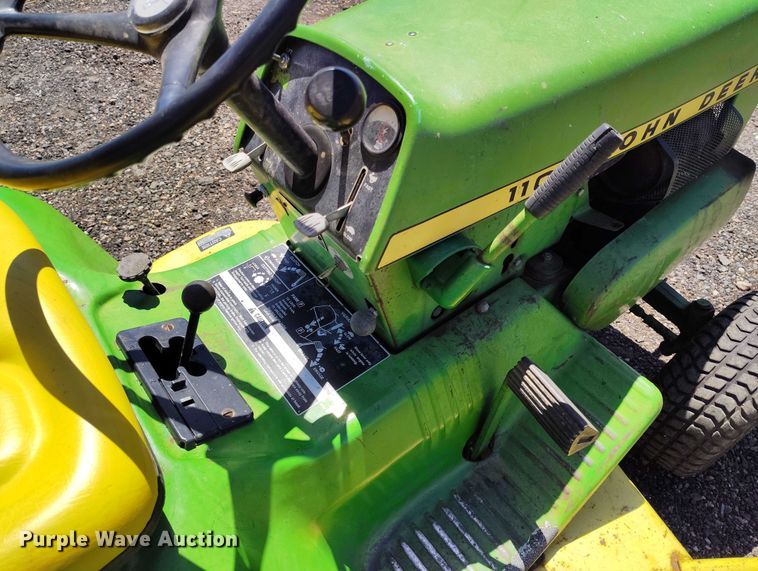 image for item IP9579 John Deere 110 lawn mower