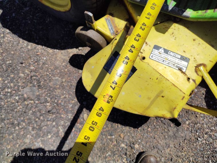 image for item IP9579 John Deere 110 lawn mower