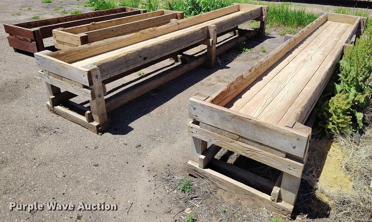 image for item IP9582 (4) feed bunks