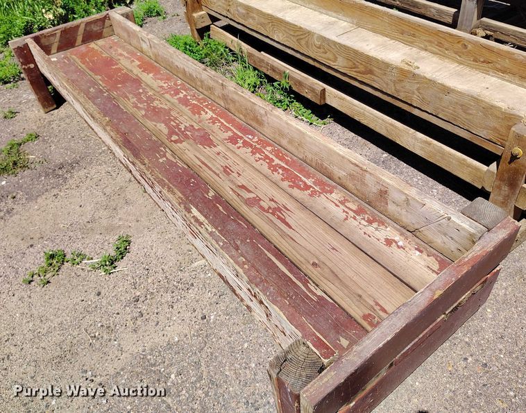 image for item IP9582 (4) feed bunks