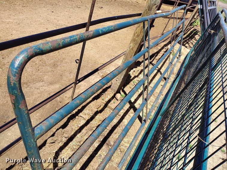 image for item IP9584 (3) livestock gates
