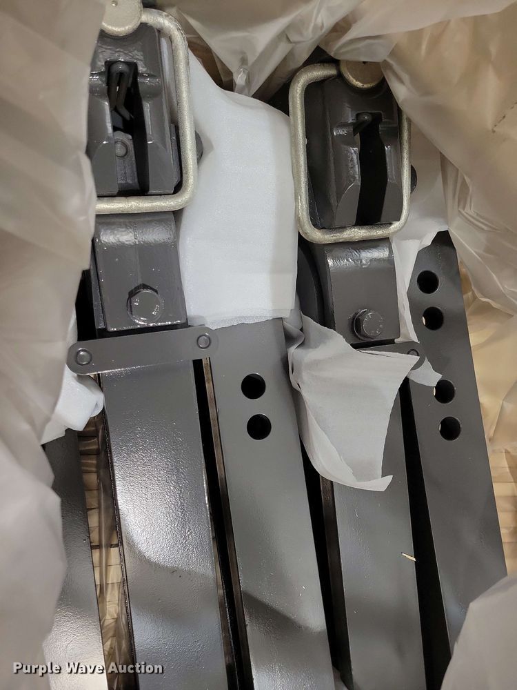 image for item NV9843 (25) Massey Ferguson draw bars