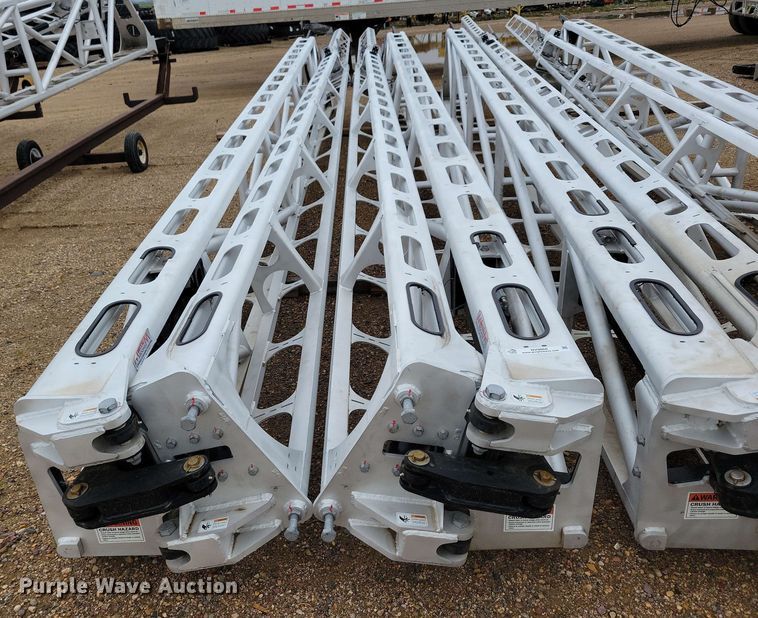 image for item NV9860 (2) Millinium Booms sprayer booms