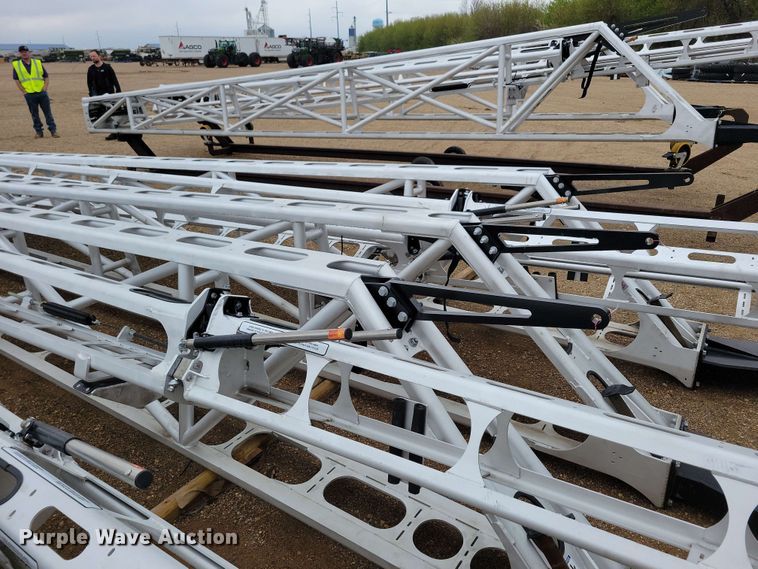 image for item NV9860 (2) Millinium Booms sprayer booms