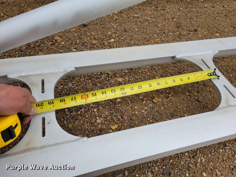 image for item NV9860 (2) Millinium Booms sprayer booms