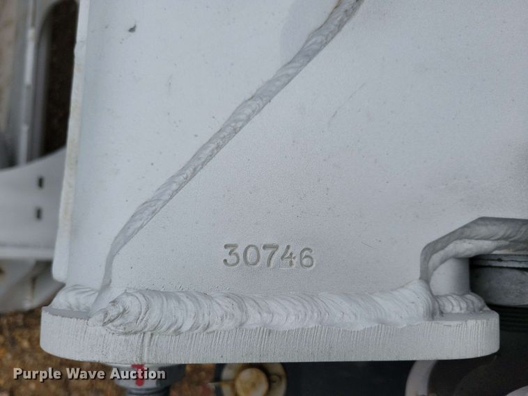 image for item NV9860 (2) Millinium Booms sprayer booms