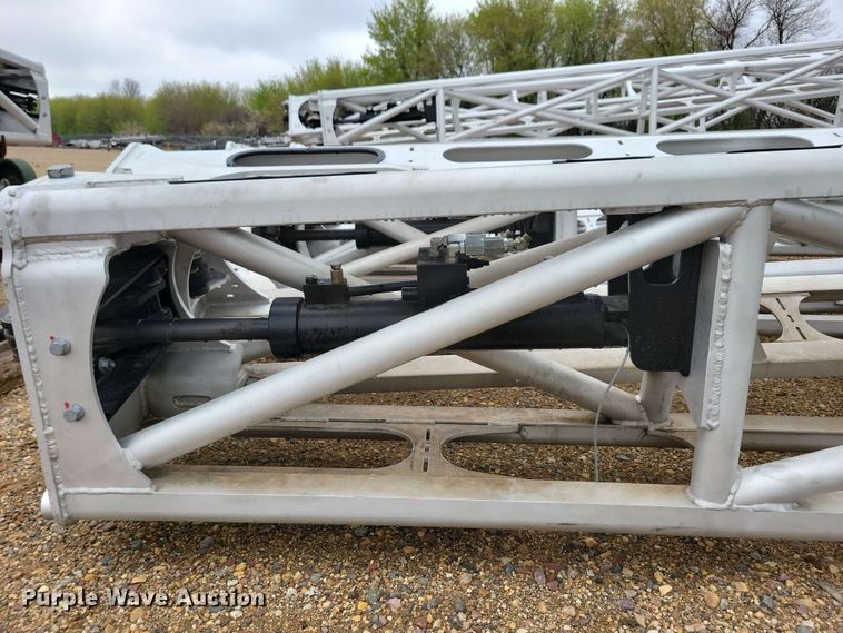 image for item NV9861 (2) Millennium Booms sprayer booms