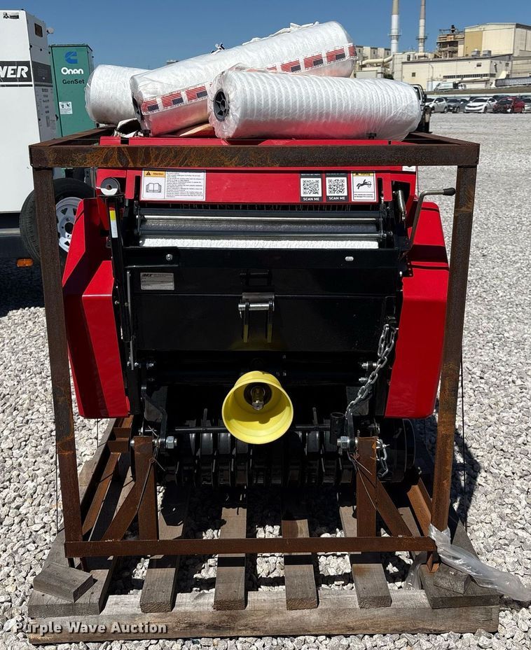 image for item YA0545 2022 IBEX TX31 round baler
