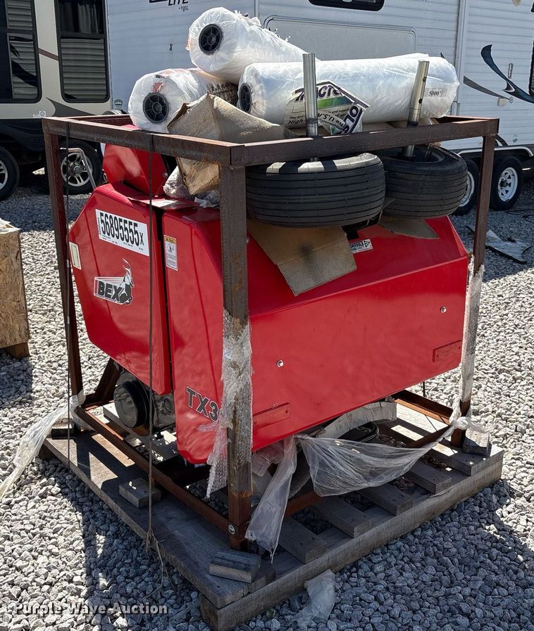 image for item YA0545 2022 IBEX TX31 round baler