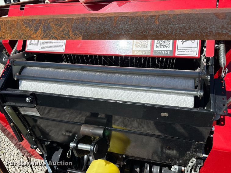 image for item YA0545 2022 IBEX TX31 round baler