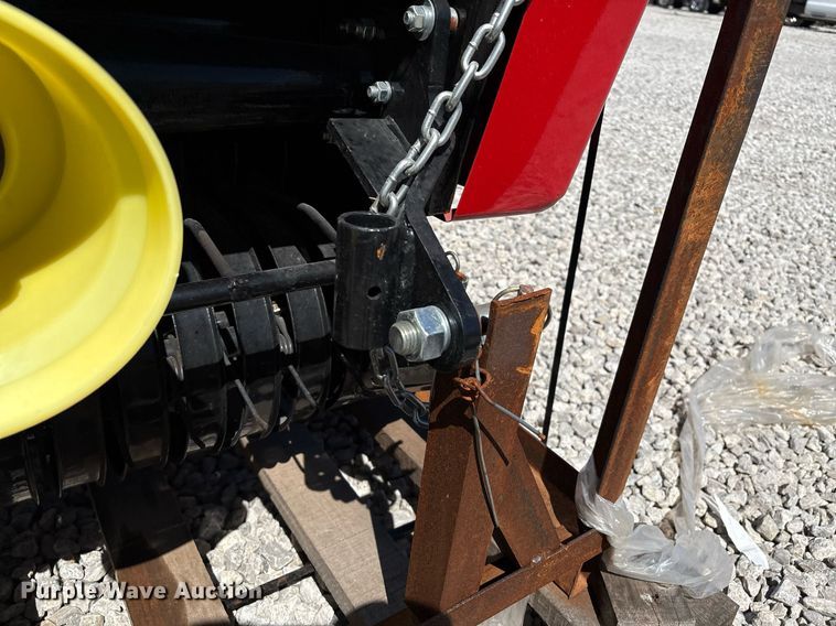 image for item YA0545 2022 IBEX TX31 round baler