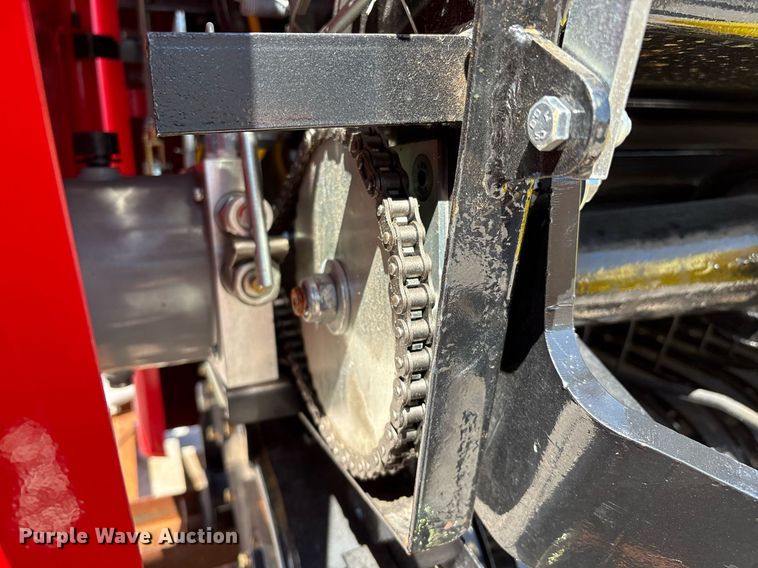 image for item YA0545 2022 IBEX TX31 round baler