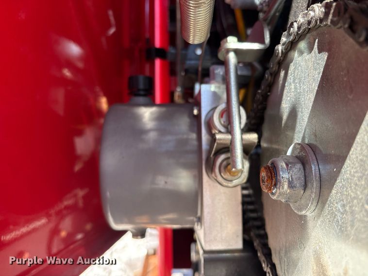 image for item YA0545 2022 IBEX TX31 round baler