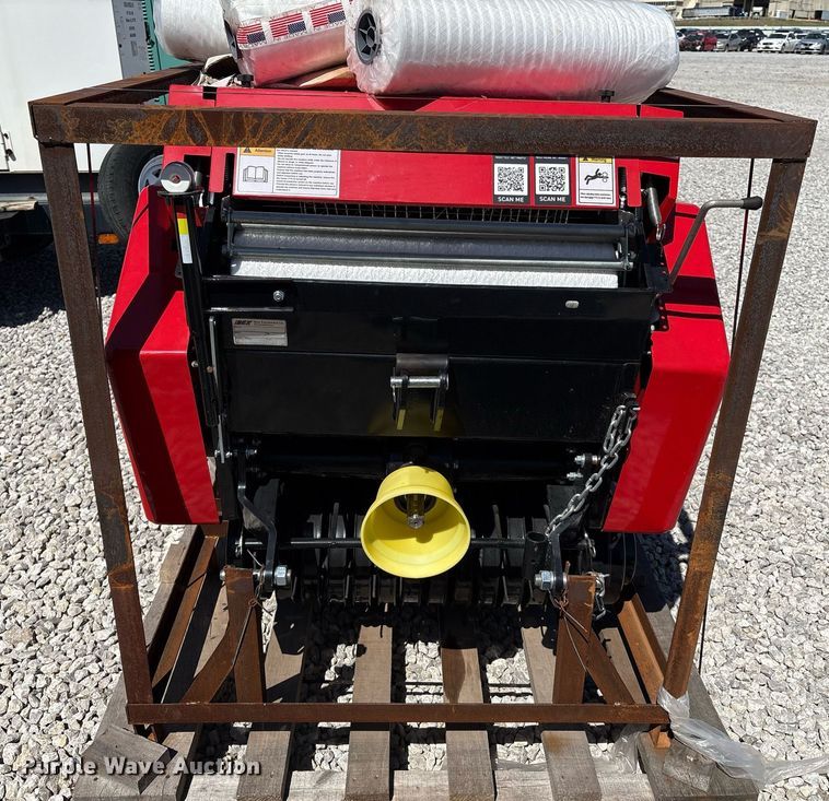 image for item YA0545 2022 IBEX TX31 round baler