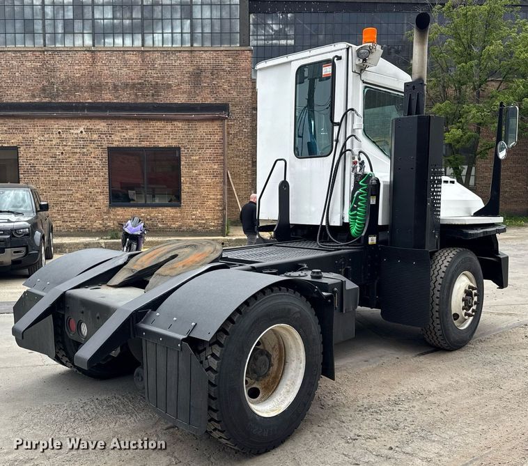 image for item DH9949 2017 Kalmar Ottawa T2 yard truck