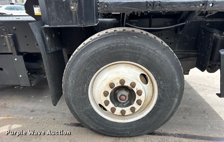 image for item DH9949 2017 Kalmar Ottawa T2 yard truck