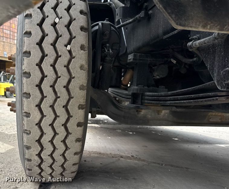 image for item DH9949 2017 Kalmar Ottawa T2 yard truck