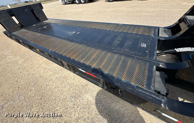 image for item DO0831 2018 Kalyn lowboy equipment trailer