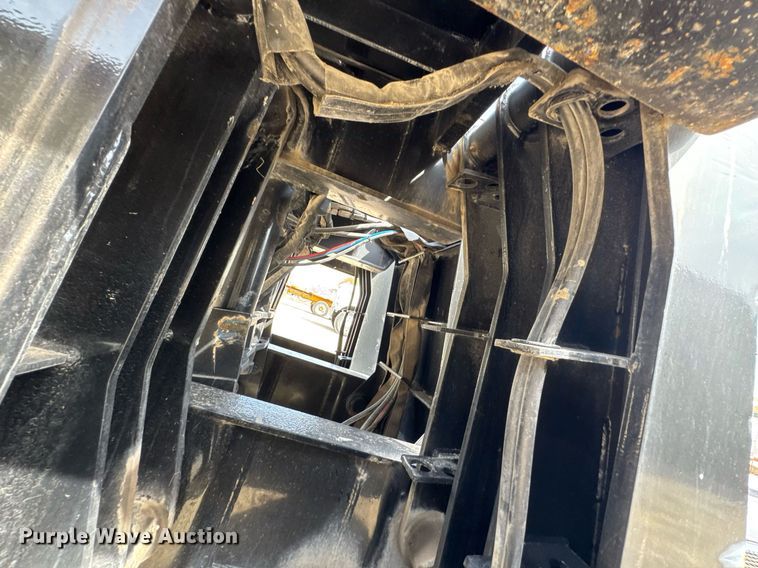 image for item DO0831 2018 Kalyn lowboy equipment trailer