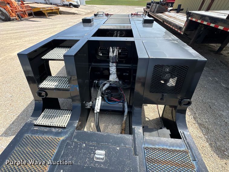 image for item DO0831 2018 Kalyn lowboy equipment trailer