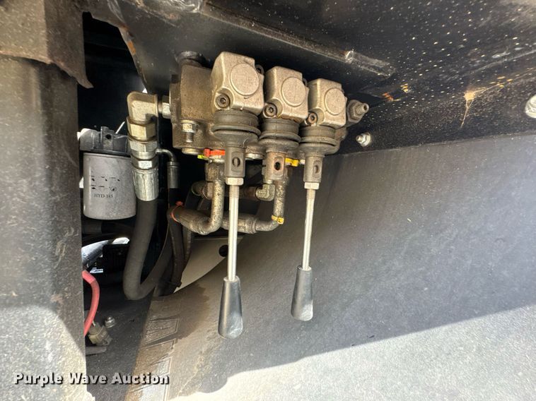 image for item DO0831 2018 Kalyn lowboy equipment trailer