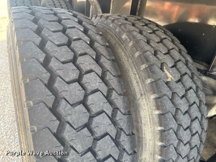 image for item DO0831 2018 Kalyn lowboy equipment trailer