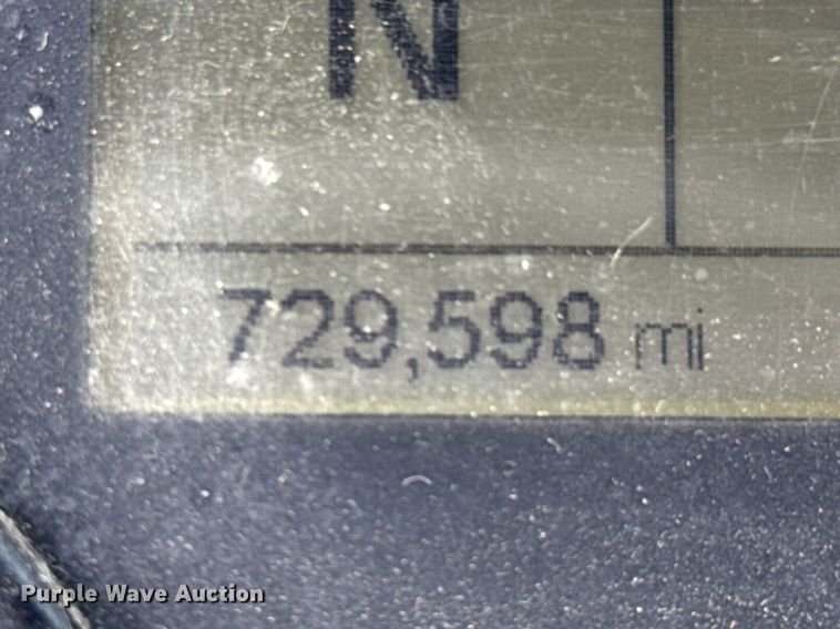 image for item DO0959 2019 Freightliner Cascadia 125 semi truck