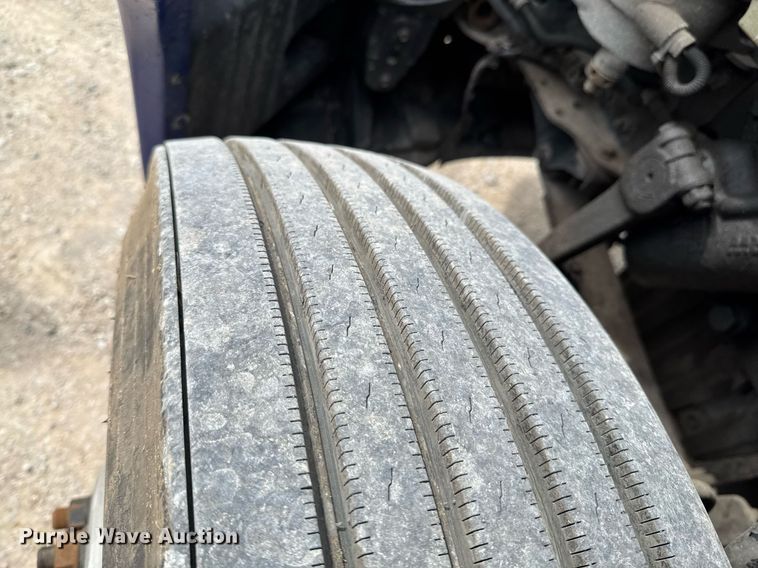 image for item DO0959 2019 Freightliner Cascadia 125 semi truck