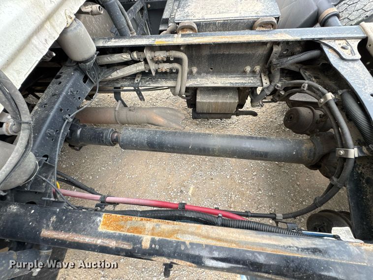 image for item DO0960 2019 Freightliner Cascadia 125 semi truck