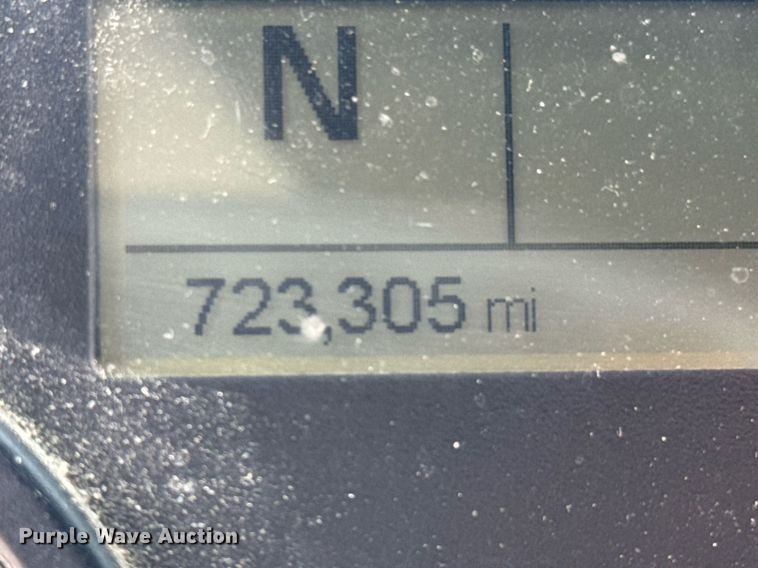 image for item DO0960 2019 Freightliner Cascadia 125 semi truck